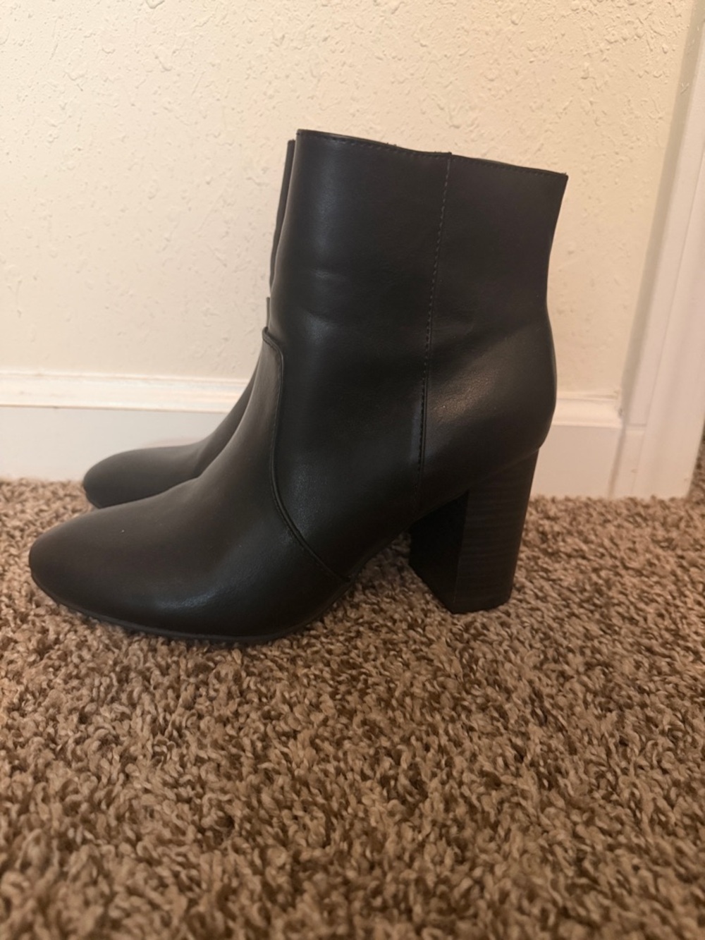 Old navy boots